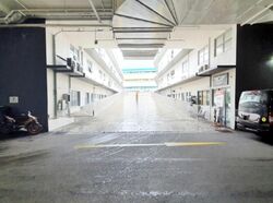 First East Centre (D14), Factory #530457051